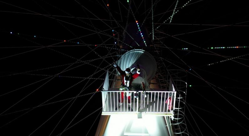 PAPAI NOEL RADICAL FICA DE CABEÇA PRA BAIXO NA FG BIG WHEEL